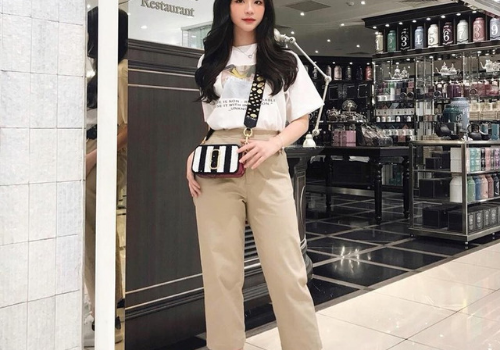 Cách phối đồ trẻ trung cho các cô nàng công sở lung linh